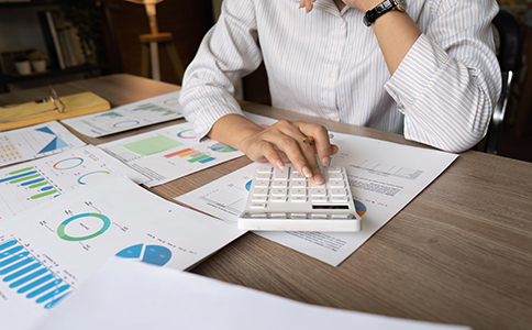 貨運(yùn)代理公司注冊(cè)：條件、費(fèi)用與注意事...